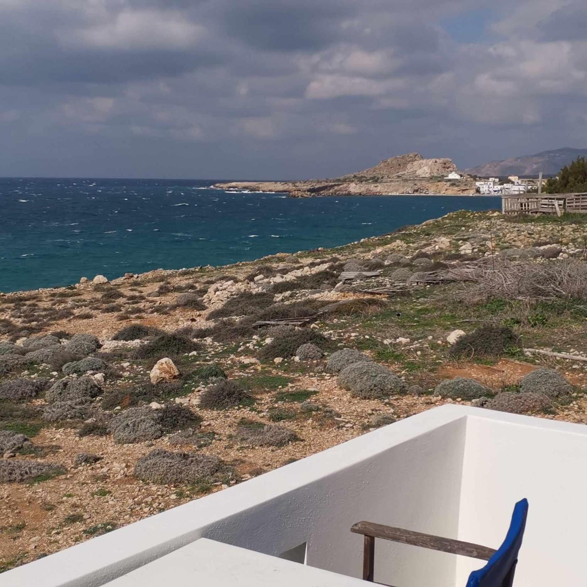 Arkasa Karpathos Seafront Paradisos Foiníkion Exterior foto